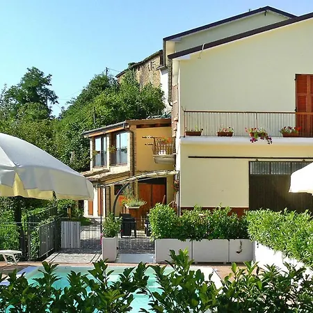 In With Communal Pool Montefortino